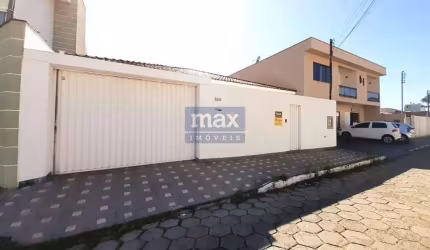 Casa semi mobiliada à venda com 3 dormitórios (1 suíte), São Judas, Itajaí