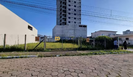 Excelente terreno à venda com 418 m², São João, Itajaí
