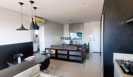 Excelente apartamento semi mobiliado à venda, 2 dormitórios (1 suíte), São Judas