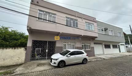 Casa à venda, 2 pavimentos, 4 dormitórios (1 suíte), Centro, Itajaí