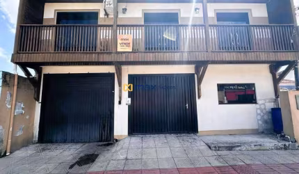 Excelente casa, 4 dormitórios (2 suítes) e sala comercial, São Vicente, Itajaí