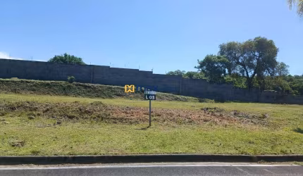 Terreno no condomínio Parque do Lago com 456m² totais