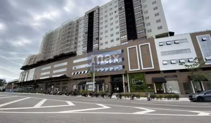 Apartamento à venda com 3 quartos (1 suíte) e churrasqueira. Estados - Balneário Camboriú
