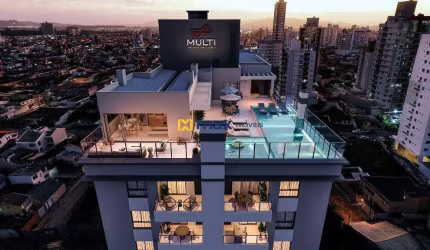 Sala comercial ampla à venda no bairro Vila Operária em Itajaí