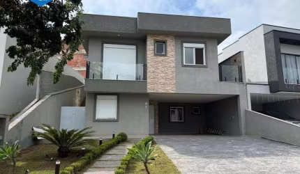 Casa em Condomínio - Alphaville, Santana de Parnaíba / SP