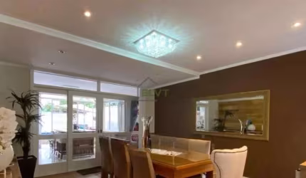 Residencial Alphaville Três - Sobrado à venda no Alphaville com 4 quartos