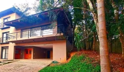 Vila Verde - Casa à venda no Transurb com 3 quartos