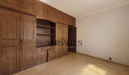 Casa ampla com 4 quartos e excelente estrutura