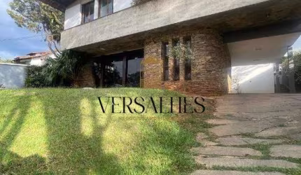 Imóvel espaçoso com 4 quartos, 2 suítes e 6 vagas no bairro Bandeirantes (Pampulha)