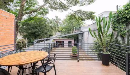 Casa com 4 quartos à venda na Jaques Felix, 85, Vila Nova Conceição, São Paulo por R$ 25.000.000