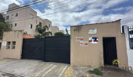 Apartamento com 2 quartos para alugar no Jardim do Algarve, Itaquaquecetuba  por R$ 1.400