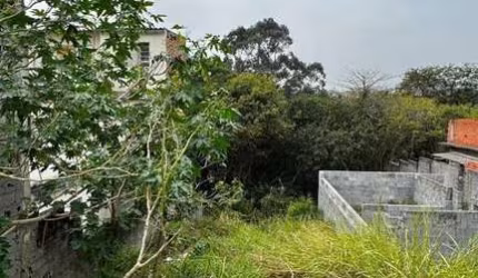 Terreno à venda no Jardim Santa Rita II, Itaquaquecetuba  por R$ 160.000
