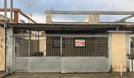 Casa com 3 quartos à venda no Jardim Anita, Itaquaquecetuba  por R$ 430.000
