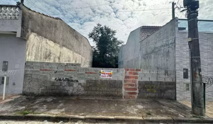 Terreno à venda no Jardim Horto do Ipê, Itaquaquecetuba  por R$ 160.000