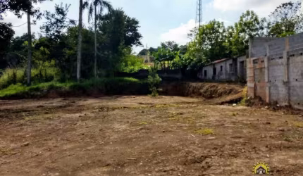 Terreno à venda no Estância Paraíso, Itaquaquecetuba  por R$ 1.108.000