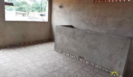 Casa à venda no Parque Residencial Marengo, Itaquaquecetuba  por R$ 250.000