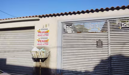 Casa com 1 quarto à venda na Vila Maria Augusta, Itaquaquecetuba  por R$ 220.000