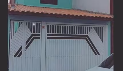 Casa à venda no Jardim Moraes, Itaquaquecetuba  por R$ 370.000