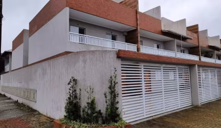 Casa Térrea de Condomínio – Repasse no Jardim Quietude | Praia Grande/SP Casa Térrea de Condomínio – Repasse de financiamento no Jardim Quietude | Praia Grande/SP