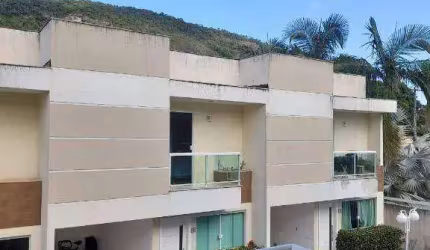 Casa com 4 quartos em condomínio em Bairro Peixoto - Itaipu