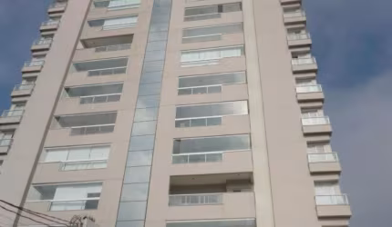 Apartamento a Venda no Edifício Orquídeas em Poá /SP
