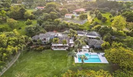 Chácara / sítio com 4 quartos à venda na Avenida Ario Barnabé, 4445, Jardim Morada do Sol, Indaiatuba, 953 m2 por R$ 7.800.000