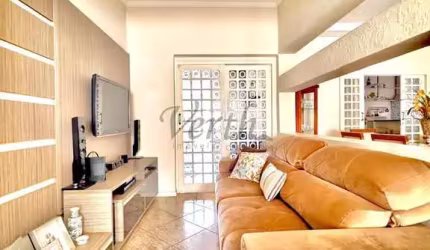 Casa com 4 quartos à venda na Ricardo Barros Brandão, 46, Jardim Murayama, Mogi Mirim, 360 m2 por R$ 900.000