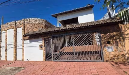 Casa em condomínio fechado com 4 quartos para alugar na Rua San Conrado, 1000, Loteamento Caminhos de San Conrado (Sousas), Campinas, 380 m2 por R$ 6.500