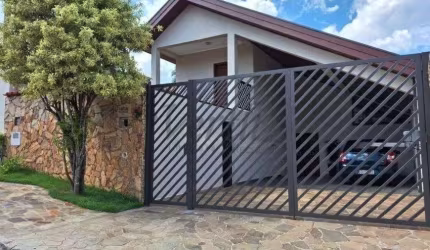 Casa com 3 quartos à venda na Rua Evaristo Júlio Cirilo Franceschini, 800, Parque Jatibaia (Sousas), Campinas, 290 m2 por R$ 1.220.000