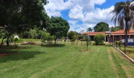 Chácara / sítio com 2 quartos à venda na Rua Allan Fonseca, 2012, Recanto dos Dourados, Campinas, 108 m2 por R$ 600.000