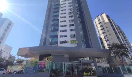 Apartamento com 3 dormitórios para alugar, 89 m² - Centro - Florianópolis/SC