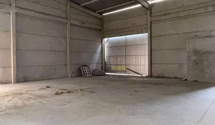 Galpão para alugar, 200 m² - em Palhoça/SC
