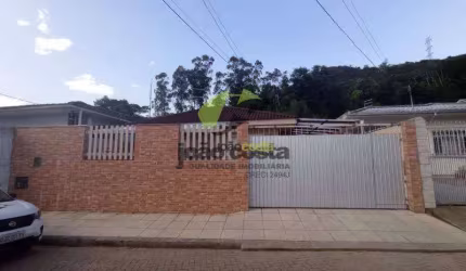 Casa com 4 dormitórios à venda, 164 m² por R$ 680.000,00 - São Sebastião - Palhoça/SC