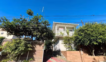 Casa com 2 dormitórios sendo 1 suíte à venda, 143 m² - Caminho Novo - Palhoça/SC