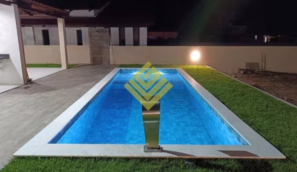 Casa em condomínio fechado com 3 quartos à venda no Centro