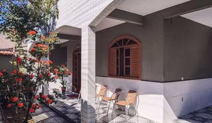Casa à venda no bairro Santos Dumont - Vila Velha/ES