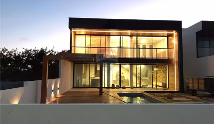 Casa de alto padrão à venda em Japaratinga, Alagoas