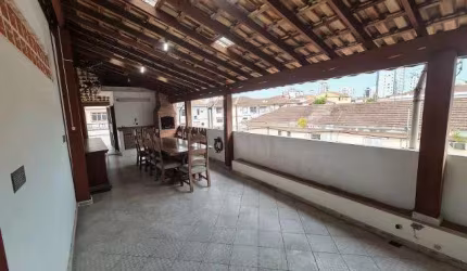 Casa Sobreposta Alta em Santos ? Conforto e Lazer no Bairro Aparecida!