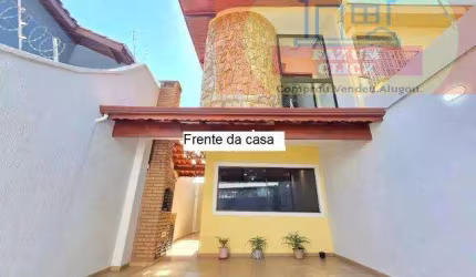 Lindo Sobrado com 220m&#178; - 3 Quartos, Suíte, àrea Gourmet e 2 Vagas na Vila Aricanduva