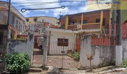 Vila Bonilha - Pirituba - Casa de 1 quarto, sala, cozinha, banheiro e garagem para 4 carros - Cômodo com banheiro no quintal - Possibilidade de morar, alugar ou reconstruir no terreno