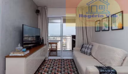 Apartamento &#224; Venda com 58m&#178;, 2 Quartos e 1 Vaga. Localização Estratégica e Mobiliado