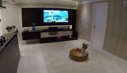 Apartamento à venda na Mooca, varanda gourmet integrada com living.  Oportunidade Única.