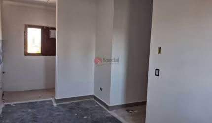 Apartamento com 2 quartos próximo ao Shopping Anália Franco