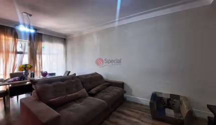 Casa térreaa venda na Vila Carrão com 3 quartos e 6 vagas.