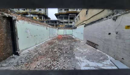 Terreno a venda o Tatuapé a 500 metros do Metrô Carrão