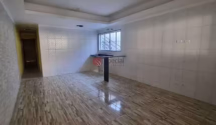 Casa térrea à venda na Vila Carrão com 160 metros.