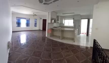 Sobrado a Venda  comercial , 3 quartos  1 suíte , 5 vagas..