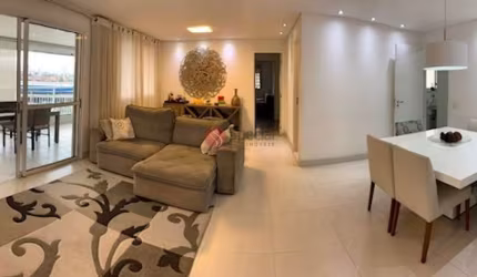 Apartamento no Tatuapé  com 3 quartos opção para 4 , 1 suite, 2 vagas, 3 banheiros, lavabo,depósito.
