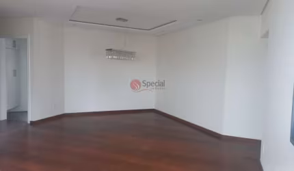 Apartamento Tatuapé com 4 vagas de garagem.