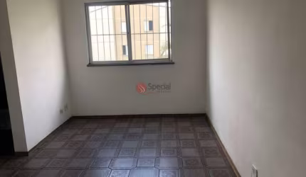 Apartamento no Cangaíba.